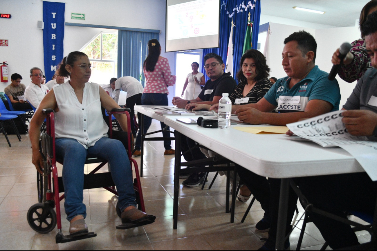 INE Campeche capacita a supervisores para que personas con discapacidad voten   
