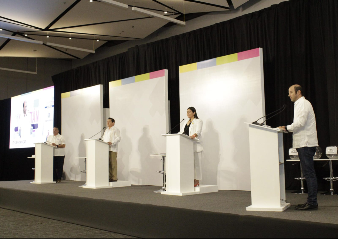 Candidatos a la gubernatura de Yucatán en el Debate de Coparmex