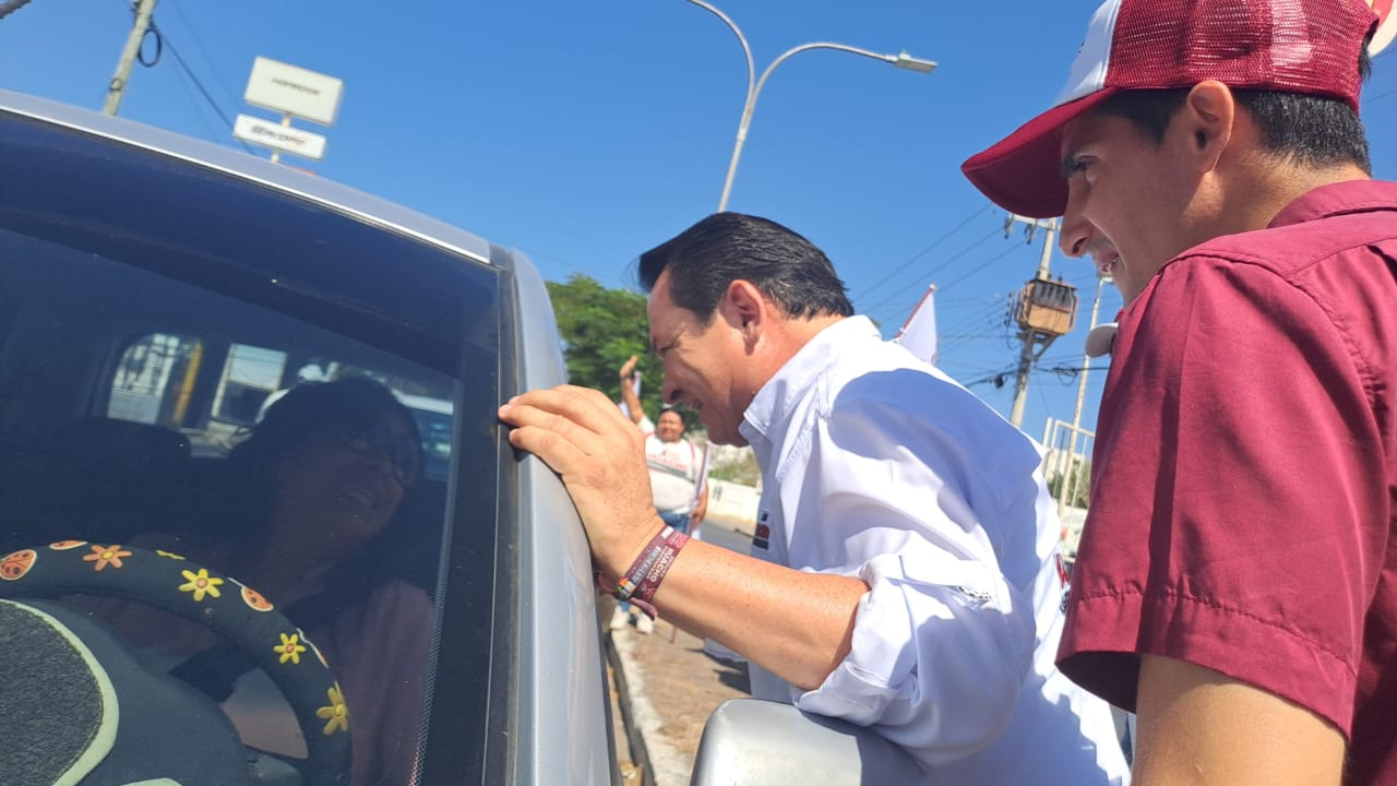 Morena continúa con su campaña en Mérida