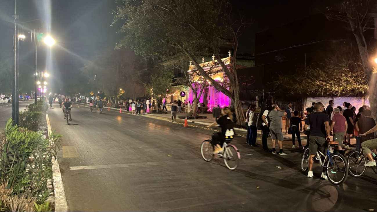 Una biciruta nocturna se desarrolla en Paseo de Montejo