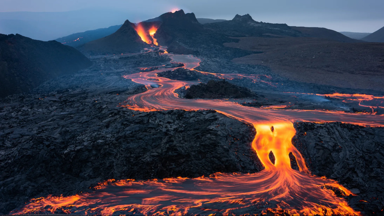 Erupción volcánica en Islandia provoca alerta máxima entre las autoridades