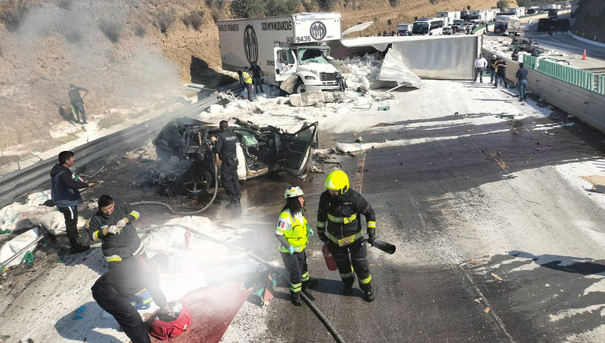 Parte del accidente que dejó sin vida a una persona en la México-Puebla