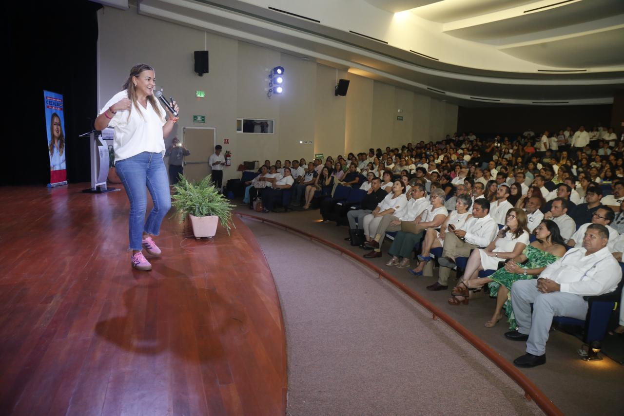 Cecilia Patrón destacó la importancia de los jóvenes en la política