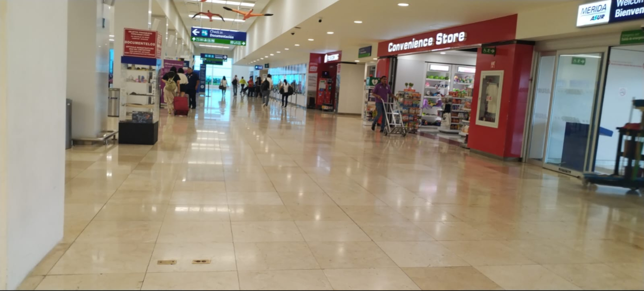 La movilidad en el aeropuerto de Mérida se mantiene lenta