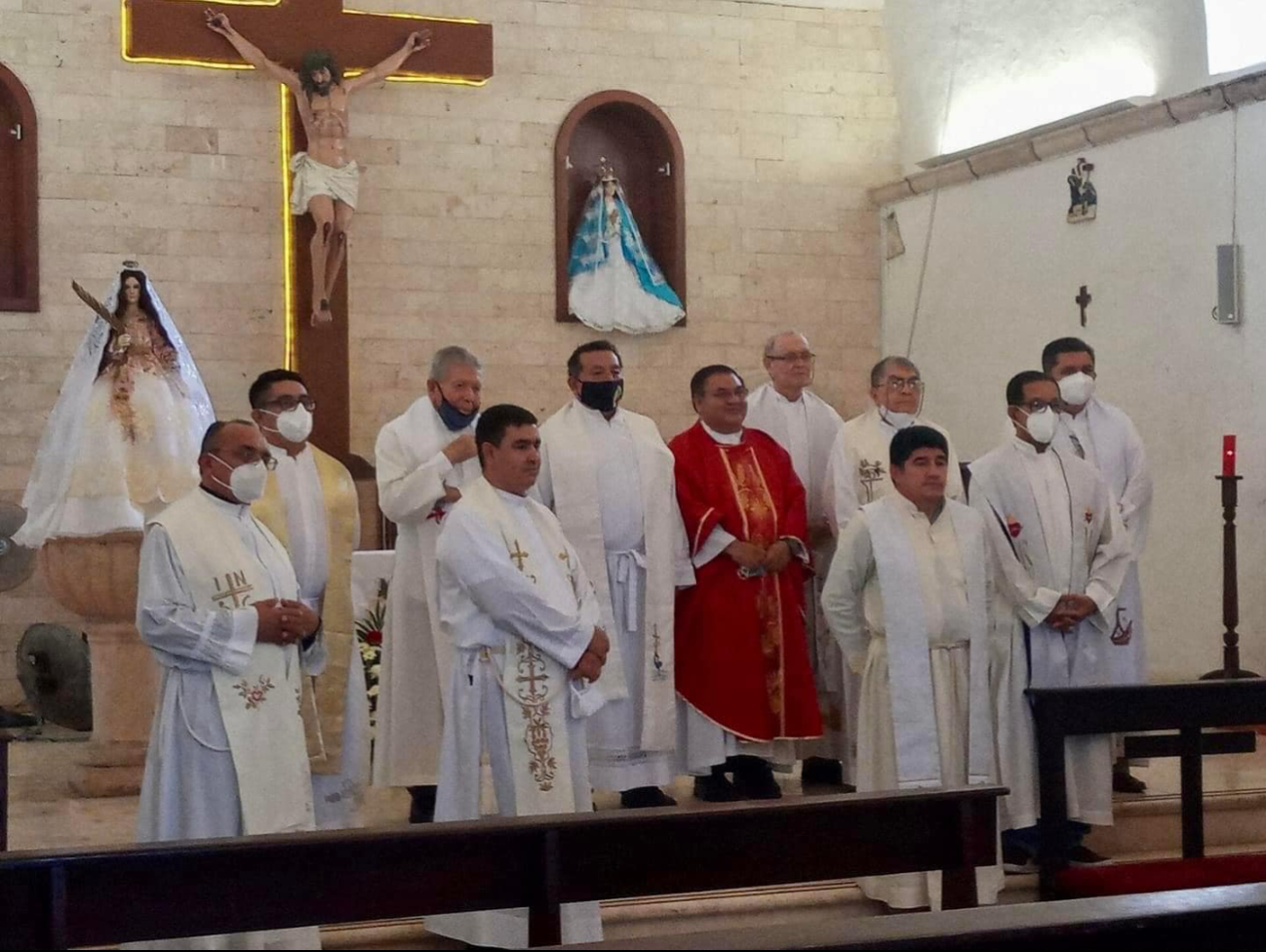 Ofició misas en Santa Lucia y el Jesús