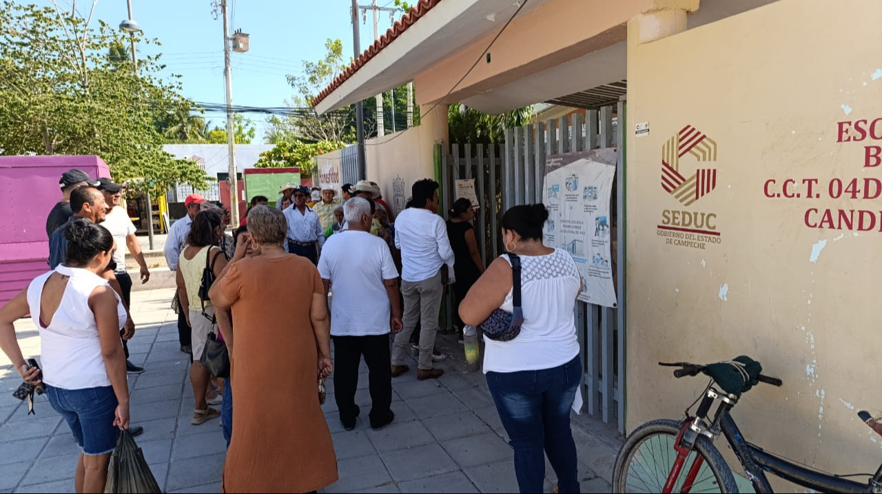 Retraso en apertura de casillas causa molestia en municipios de Campeche 