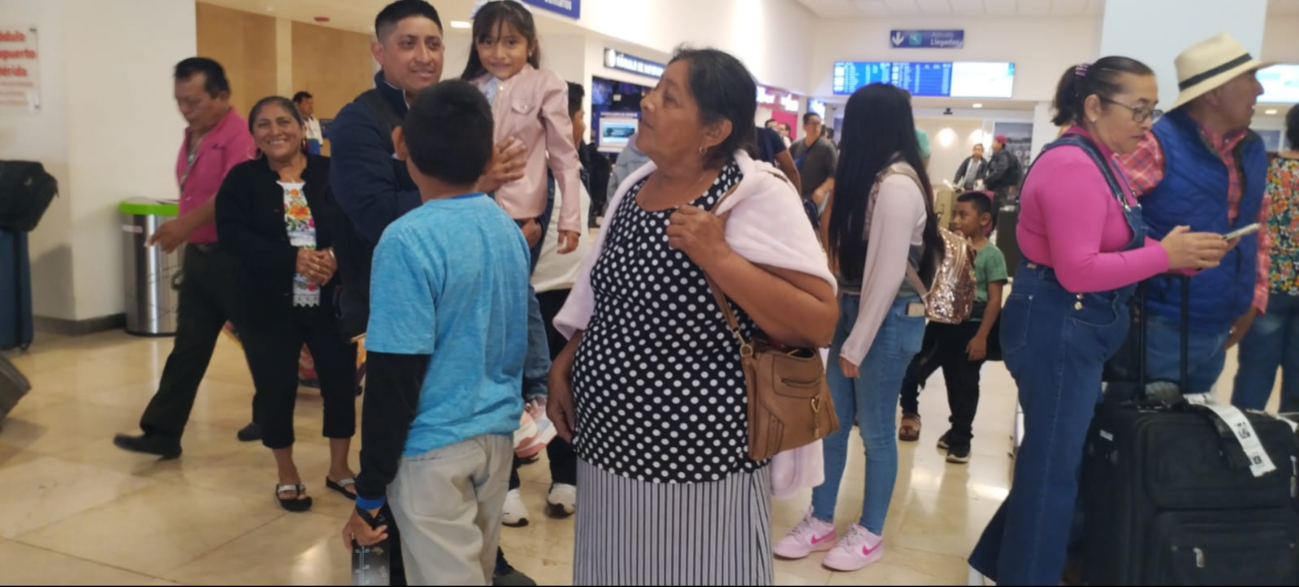 Hay buena afluencia de pasajeros en el aeropuerto de Mérida
