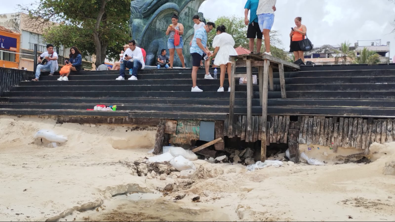 ¿Por qué los playenses no tendrían que entrar a los ojos de agua?