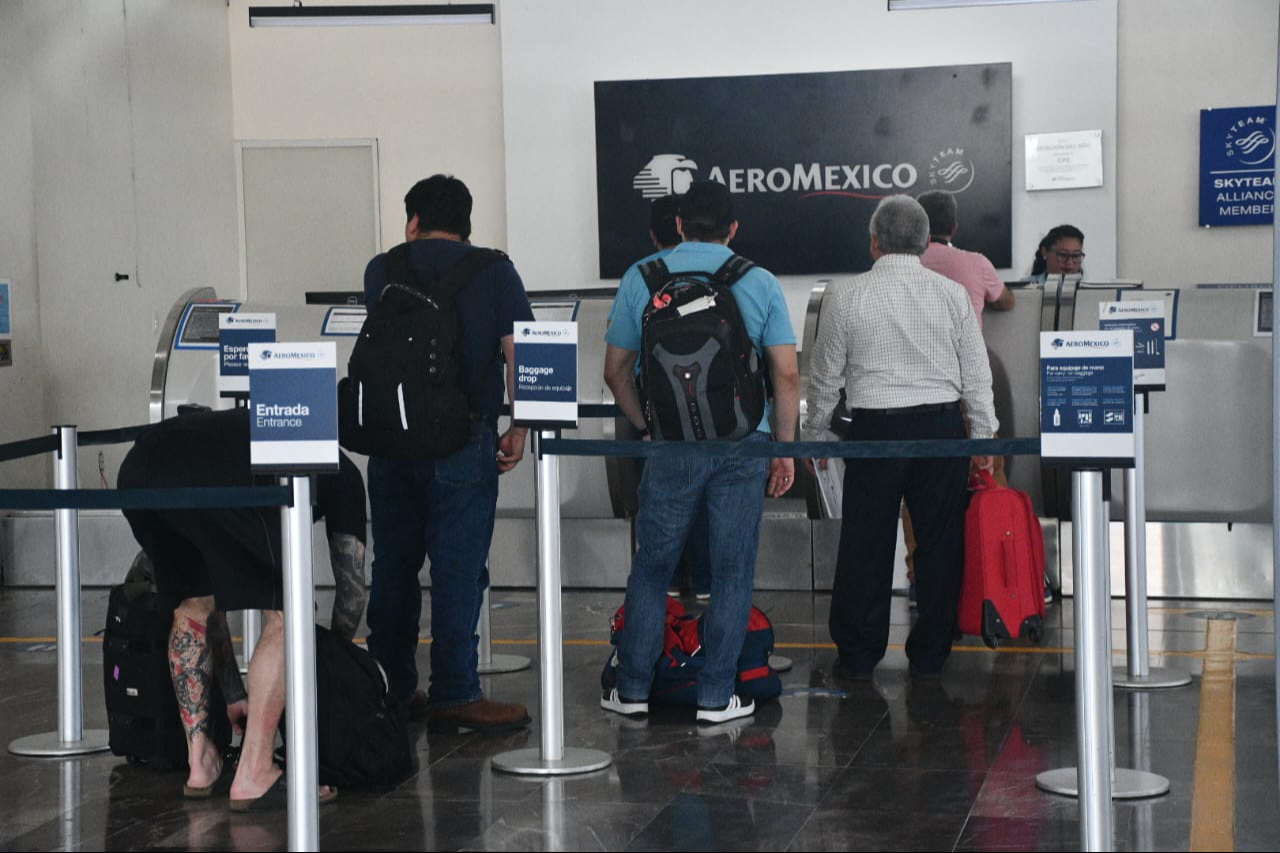 Sigue en aumento la seguridad y movilidad de militares en el Aeropuerto Internacional de Campeche