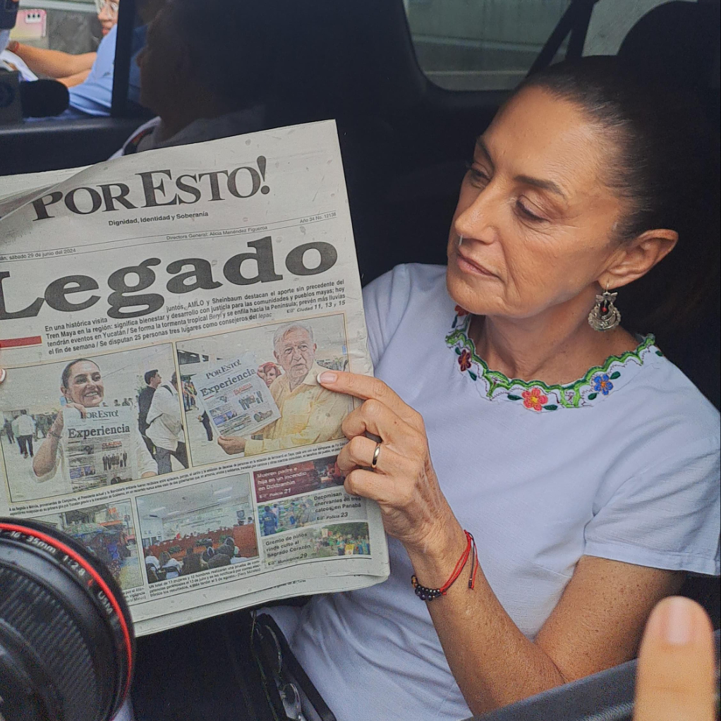 Claudia Sheinbaum recibió la edición de Yucatán del periódico Por Esto!