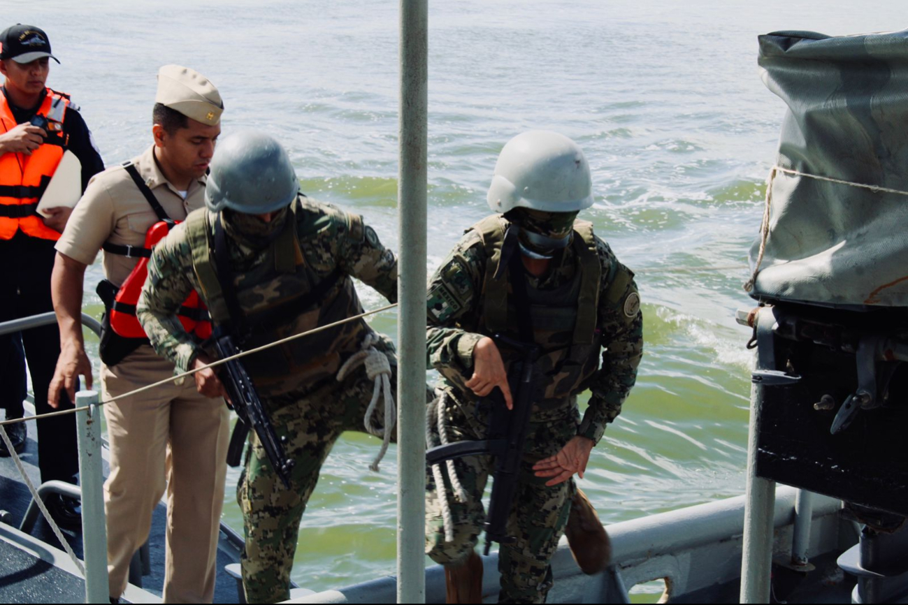 Los elementos de la Marina realizaron varios simulacros en la costa yucateca
