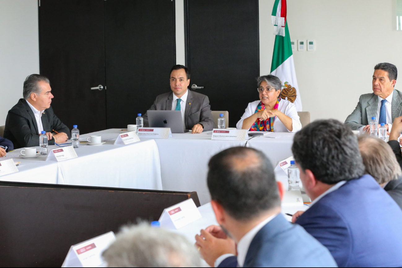 Raquel Buenrostro durante una junta de revisión del TMEC hacia 2026