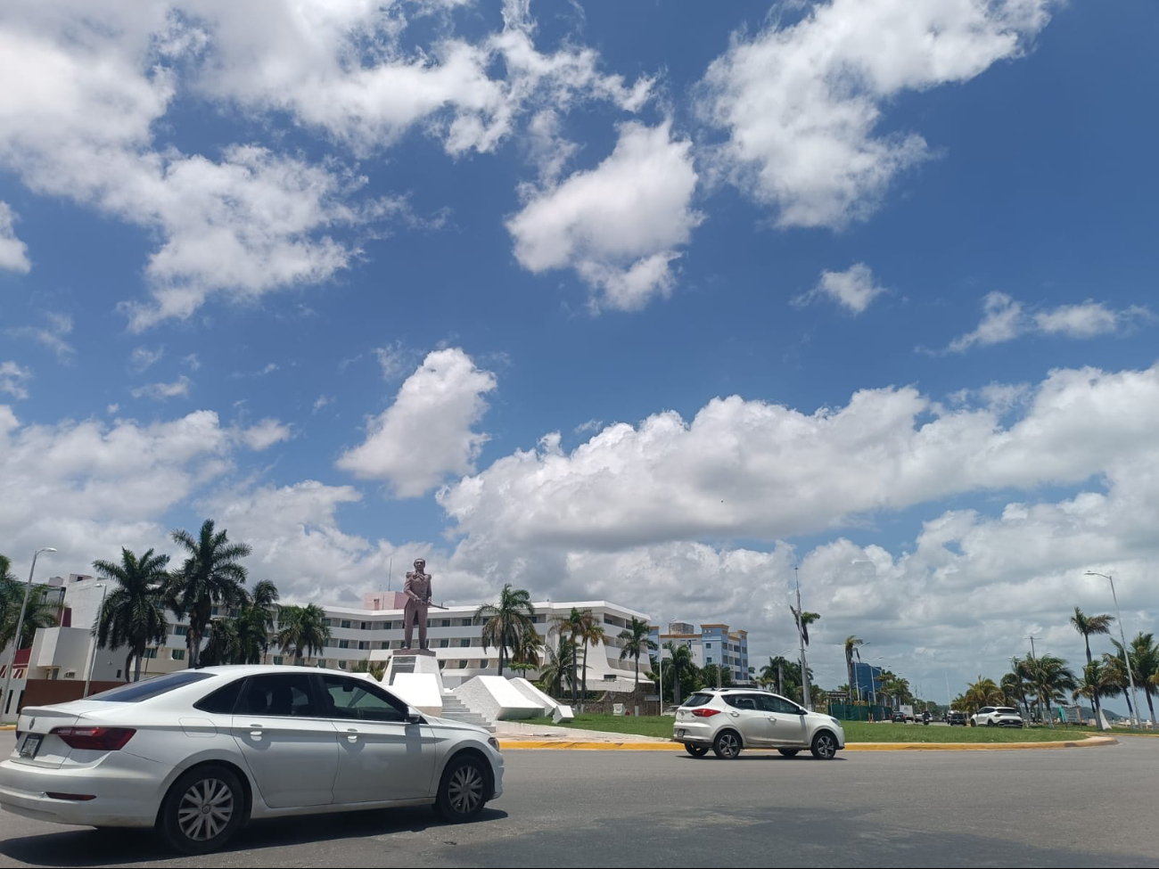 Emiten alerta azul por acercamiento del Huracán Beryl a Campeche: EN VIVO