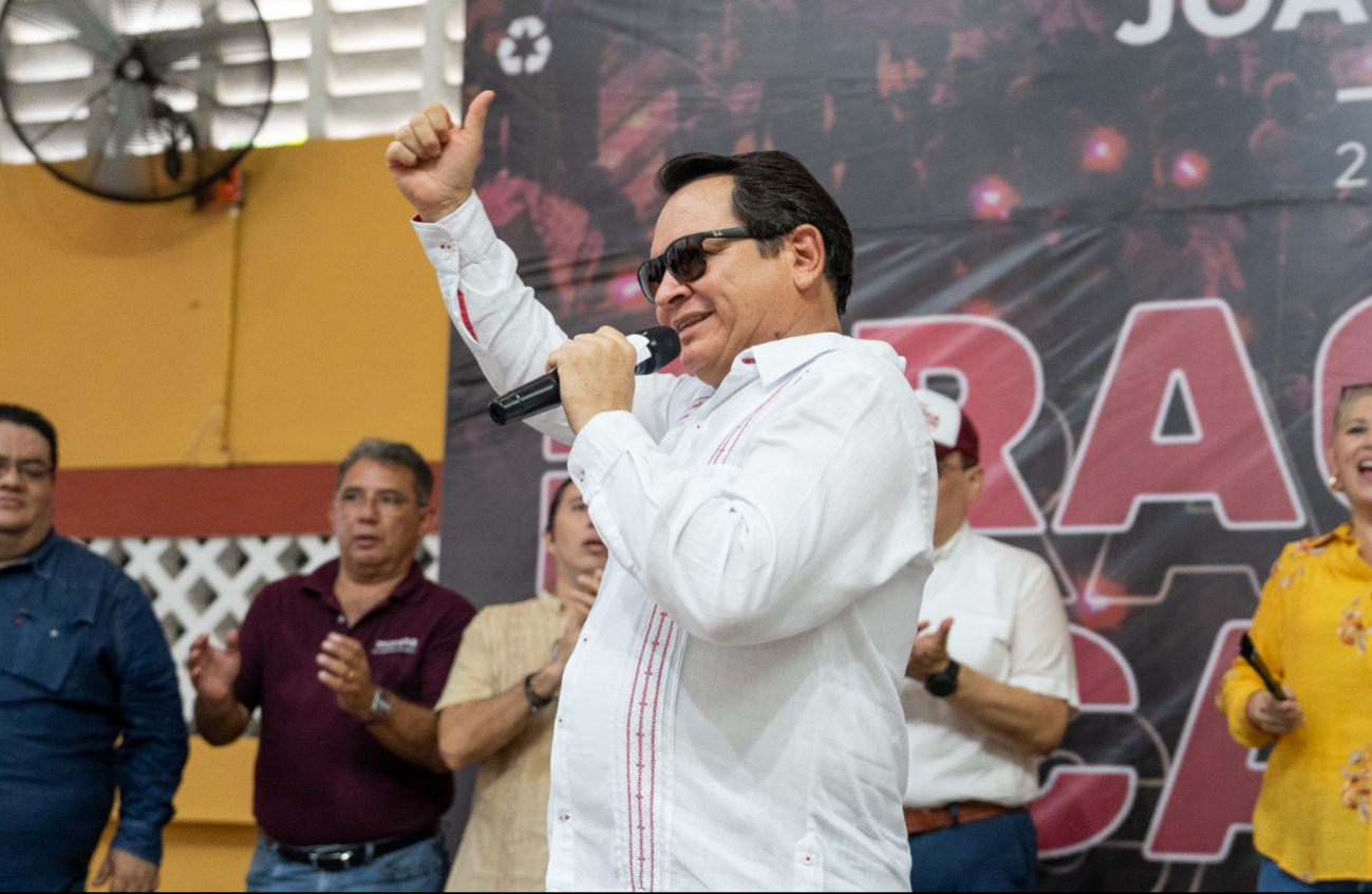 Joaquín Díaz Mena  llama a funcionarios a trabajar ‘por el pueblo que los eligió’
