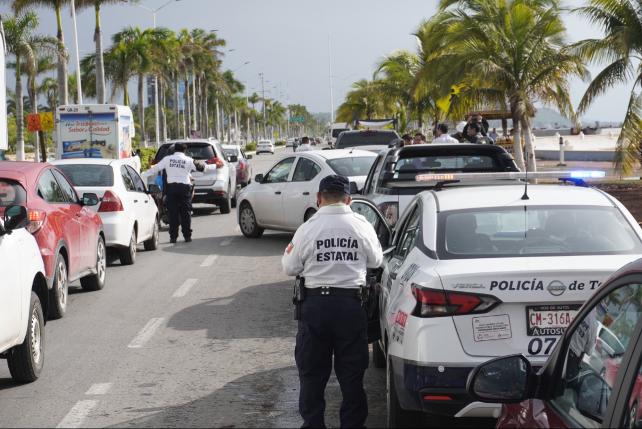 Agentes policiacos resguardaron la zona en Campeche