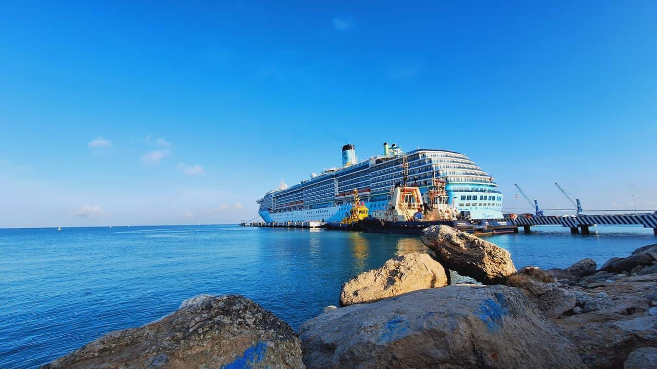 Suman tres cruceros en la primera semana de Verano