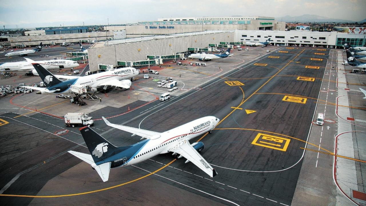 Estos son los aeropuertos de México afectados por el apagón informático