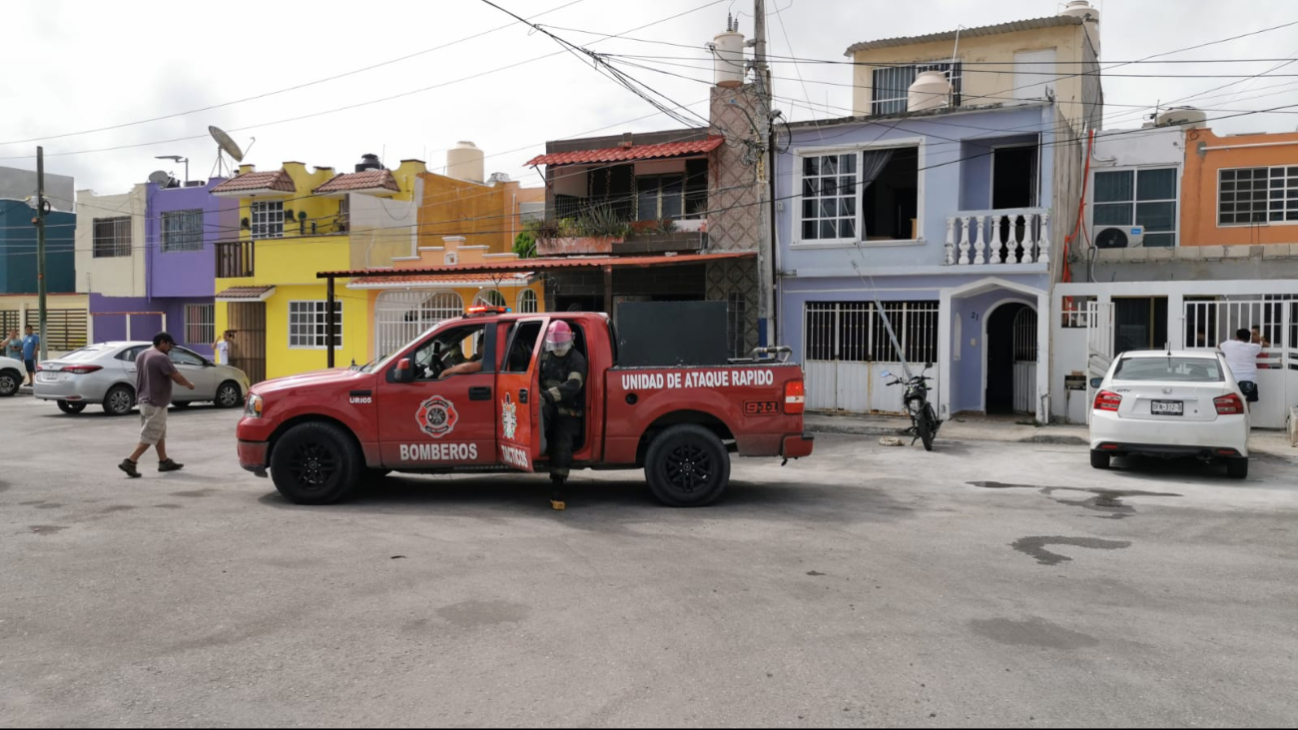 Bomberos llegaron cuando los vecinos ya habían atendido el incendio