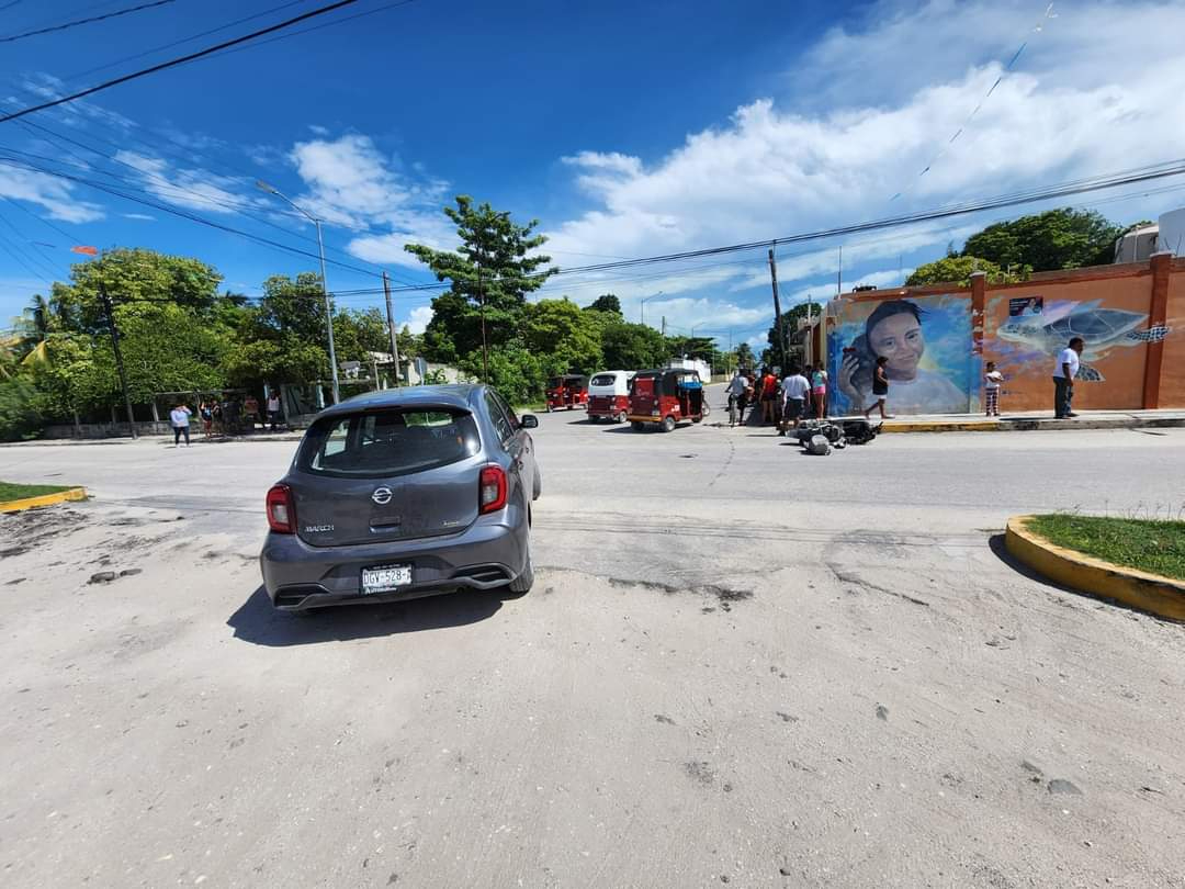 El conductor intentó contactar a su seguro, pero no lo logró