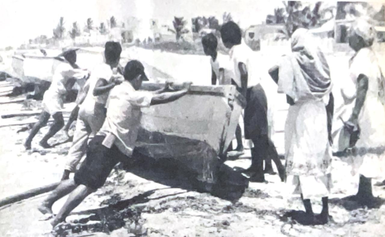 Los que se ha intensificado –en forma exagerada– ha sido la pesca del camarón, compartían los hombres del mar