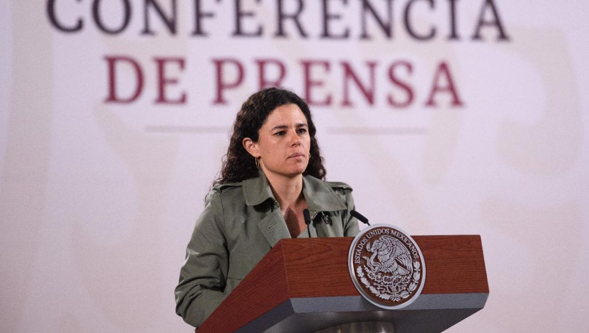 Luisa María Alcalde critica la “hipocresía” de la oposición por supuesta sobrerrepresentación