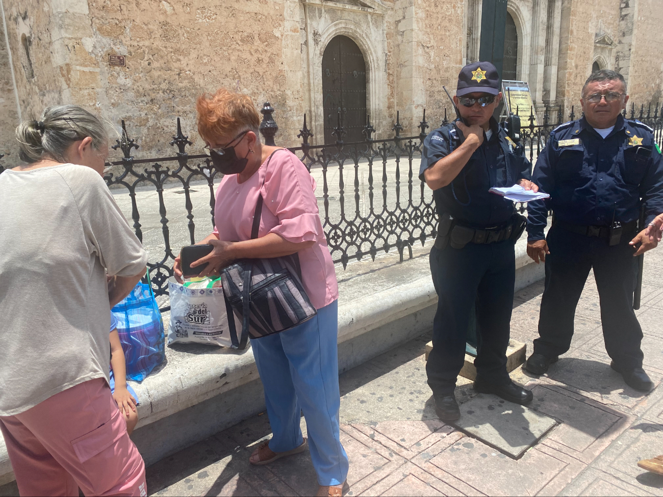 Los abuelitos son blanco fácil en las redes sociales