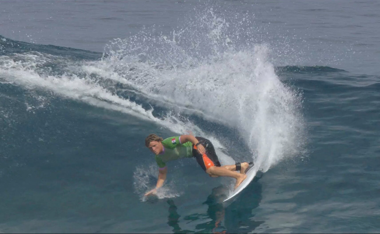 Cleland quedó en segundo lugar en la primera eliminatoria del grupo 6, mientras que John John Florence avanzó directamente a la tercera ronda.