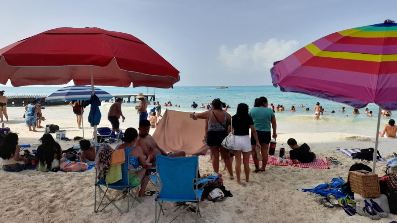 El niño recibió un impacto de bala mientras permanecía en la playa