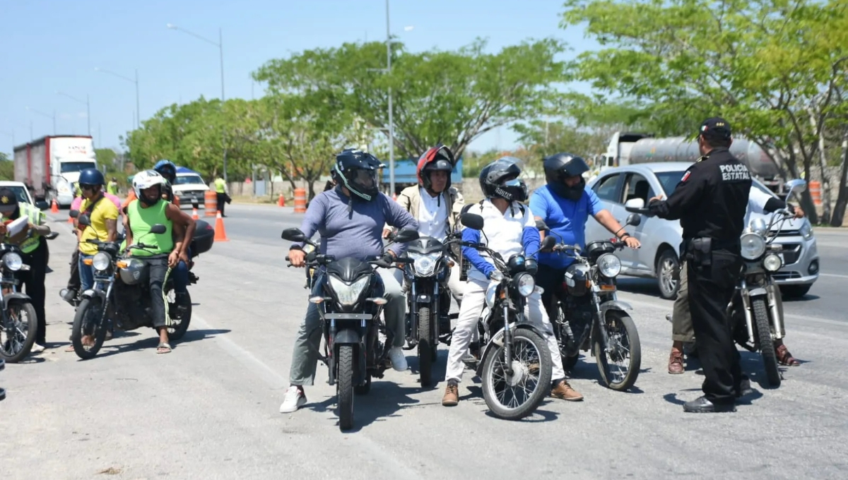 Señaló que es tema de seguridad, porque el 80 por ciento de los crímenes de alto impacto son cometidos en motos