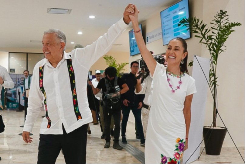 Andrés Manuel López Obrador junto a Claudia Sheinbaum