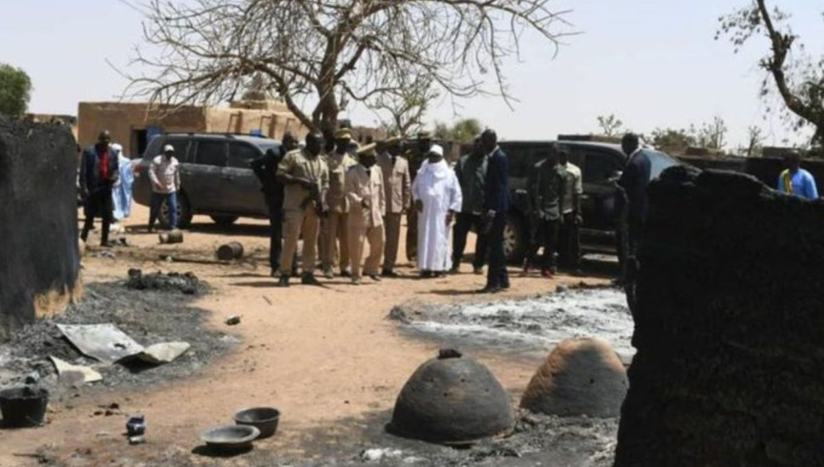 Un ataque de rebeldes extremistas en Mali, dejó saldo de 21 personas muertas durante la celebración de una boda