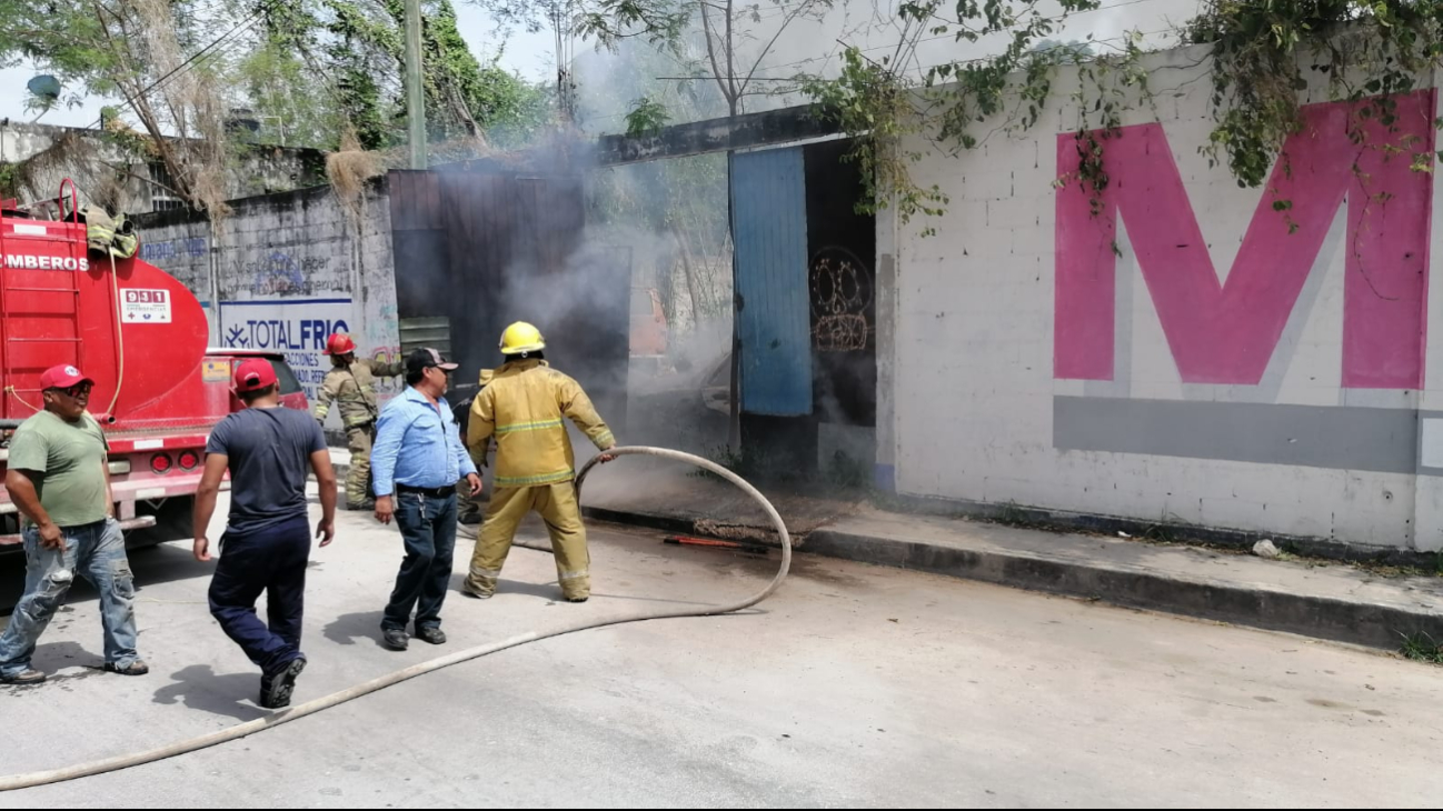 Bomberos acudieron al llamado de la ciudadanía