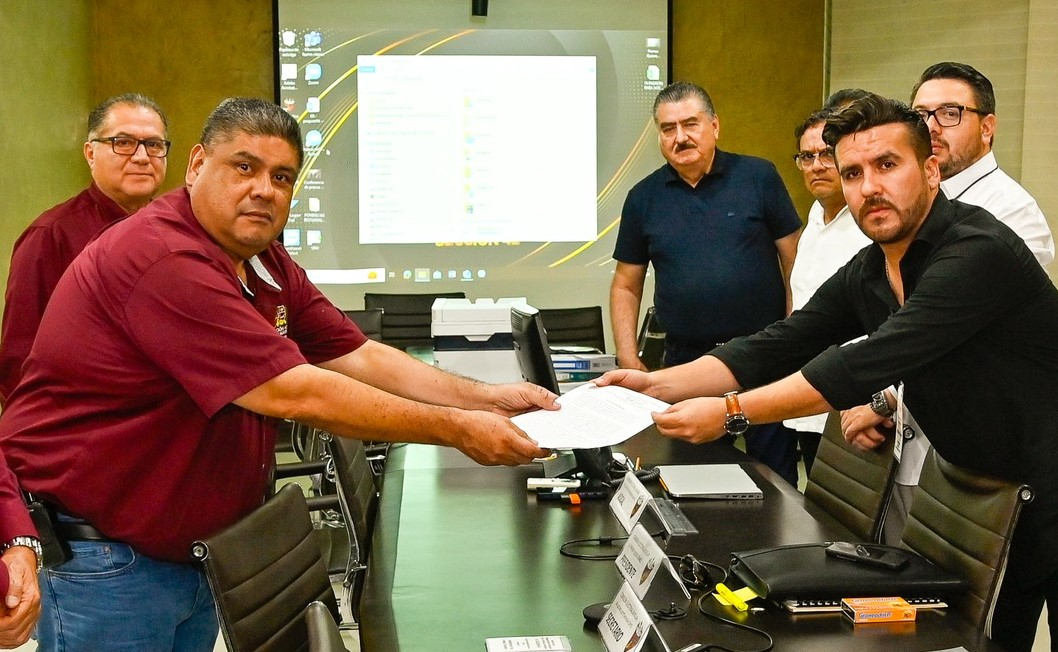 Sindicalizados de Pemex en Ciudad del Carmen impugnan elección  de la Sección 42; acusan "mano negra"   