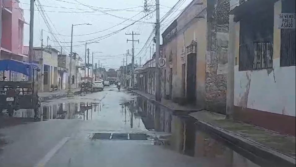 Calles semi desiertas en Dzitbalché