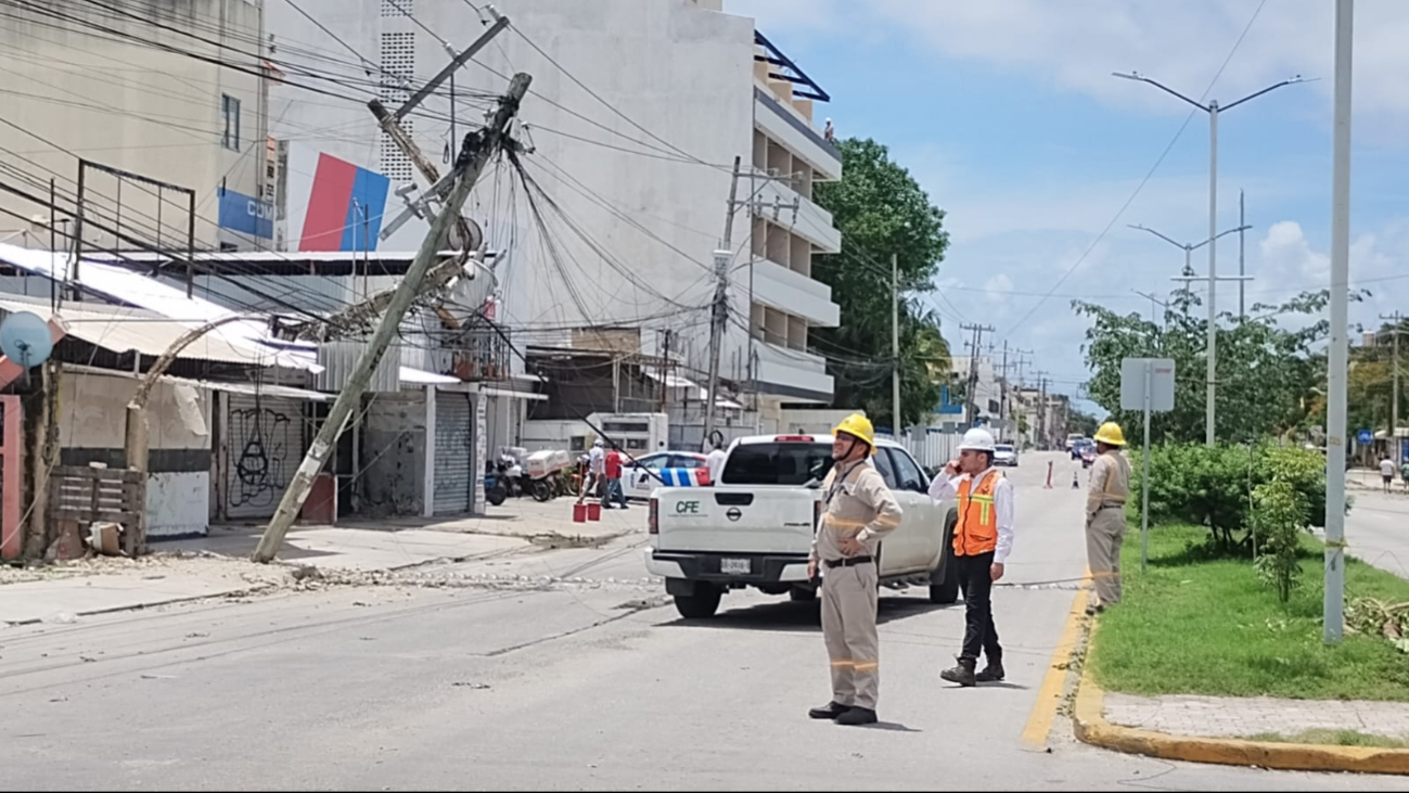 La CFE ha tardado cinco horas en reanudar el servicio