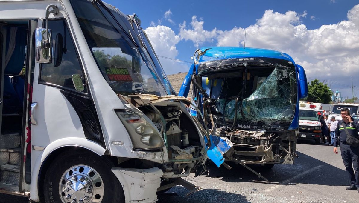 Impactante colisión de autobuses en la autopista México-Pachuca deja 30 heridos: VIDEO