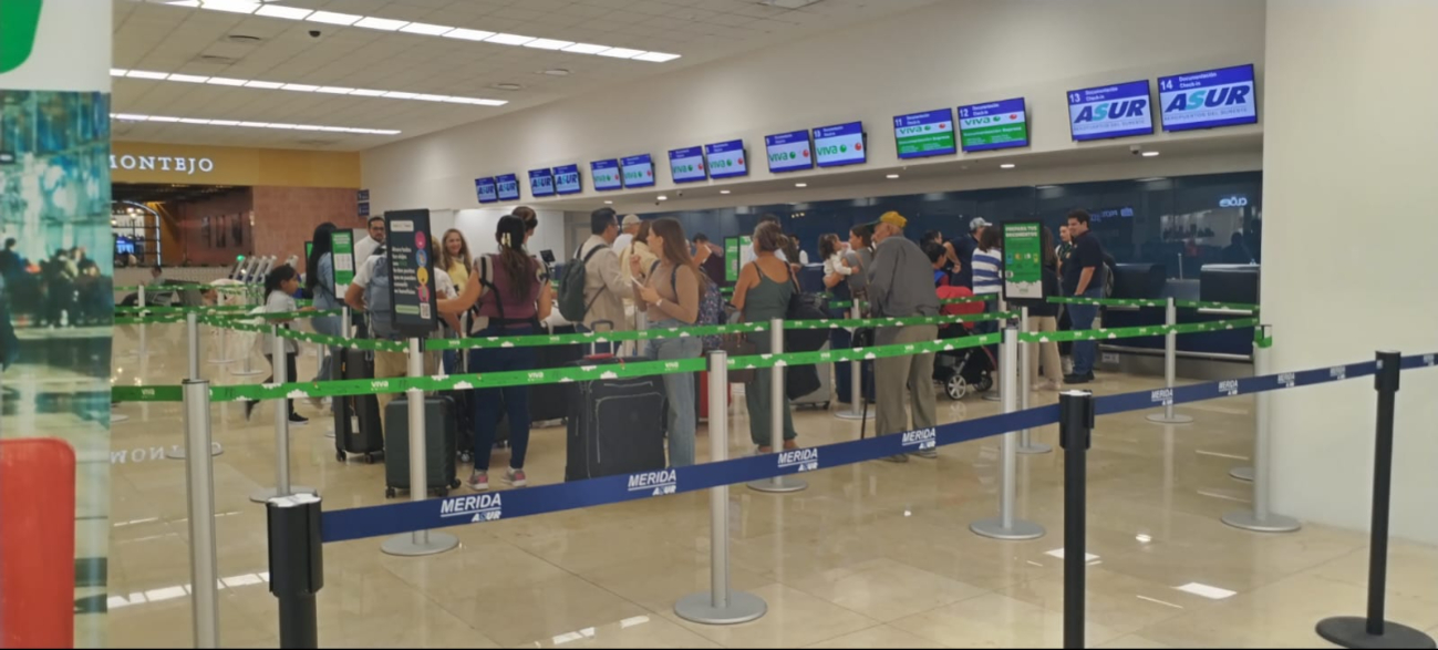 Hay buena afluencia de pasajeros en el aeropuerto de Mérida