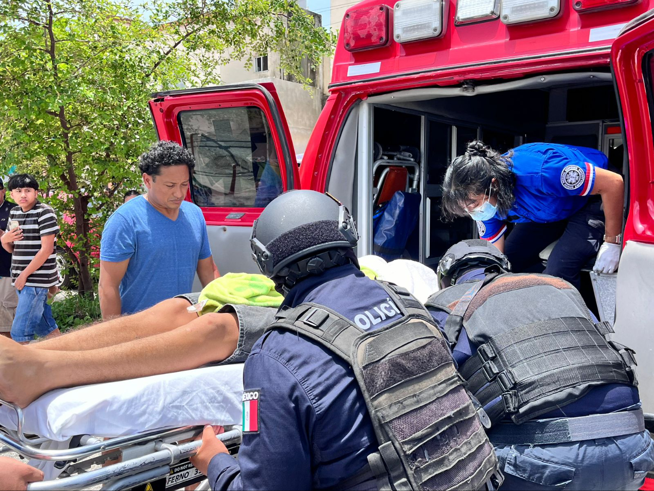 El hombre fue trasladado al Hospital General de Cancún