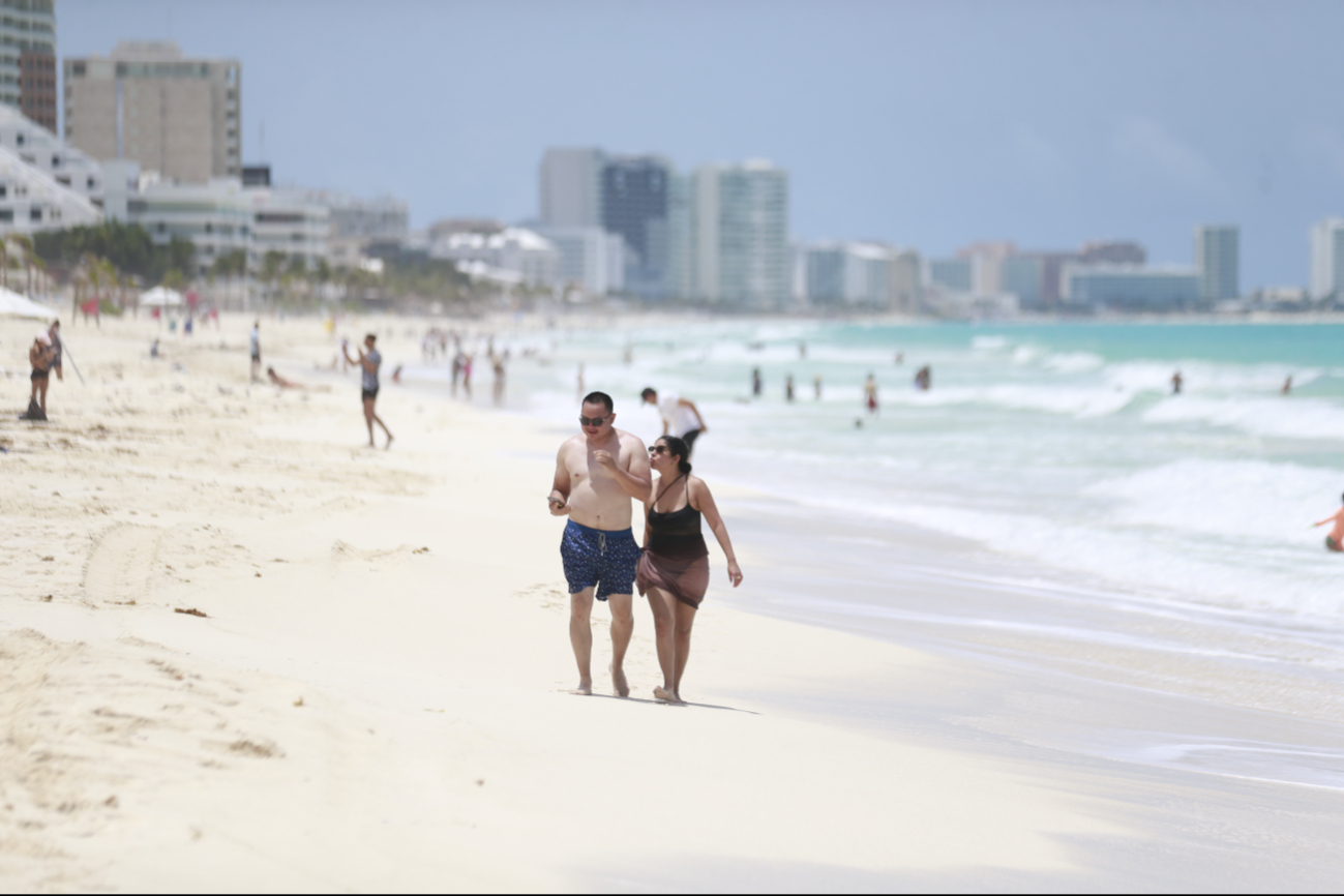 Hoteles, restaurantes, clubes y residenciales están perdiendo áreas de arenales