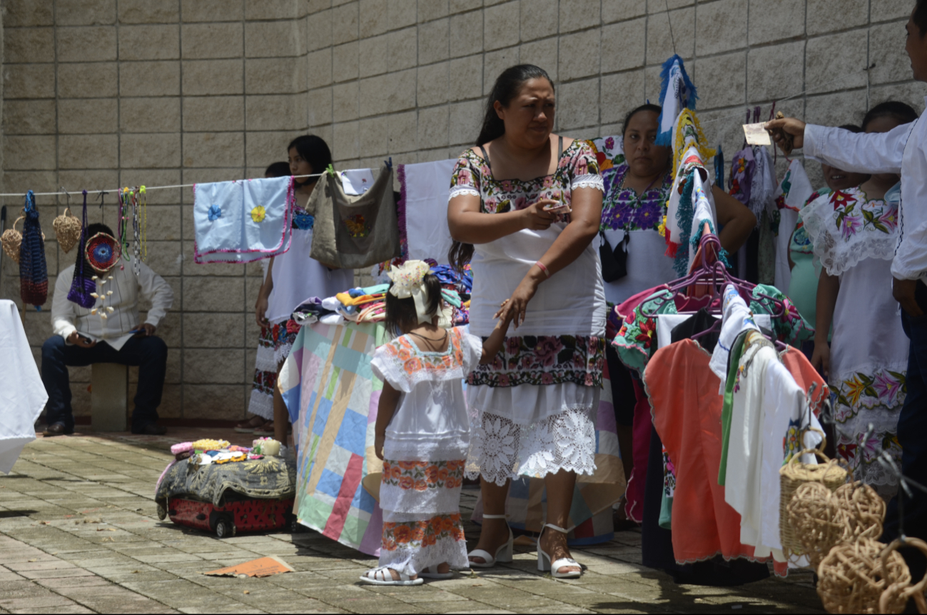 De acuerdo a Data México, 12.3% de la población se expresa en su habla de nativa