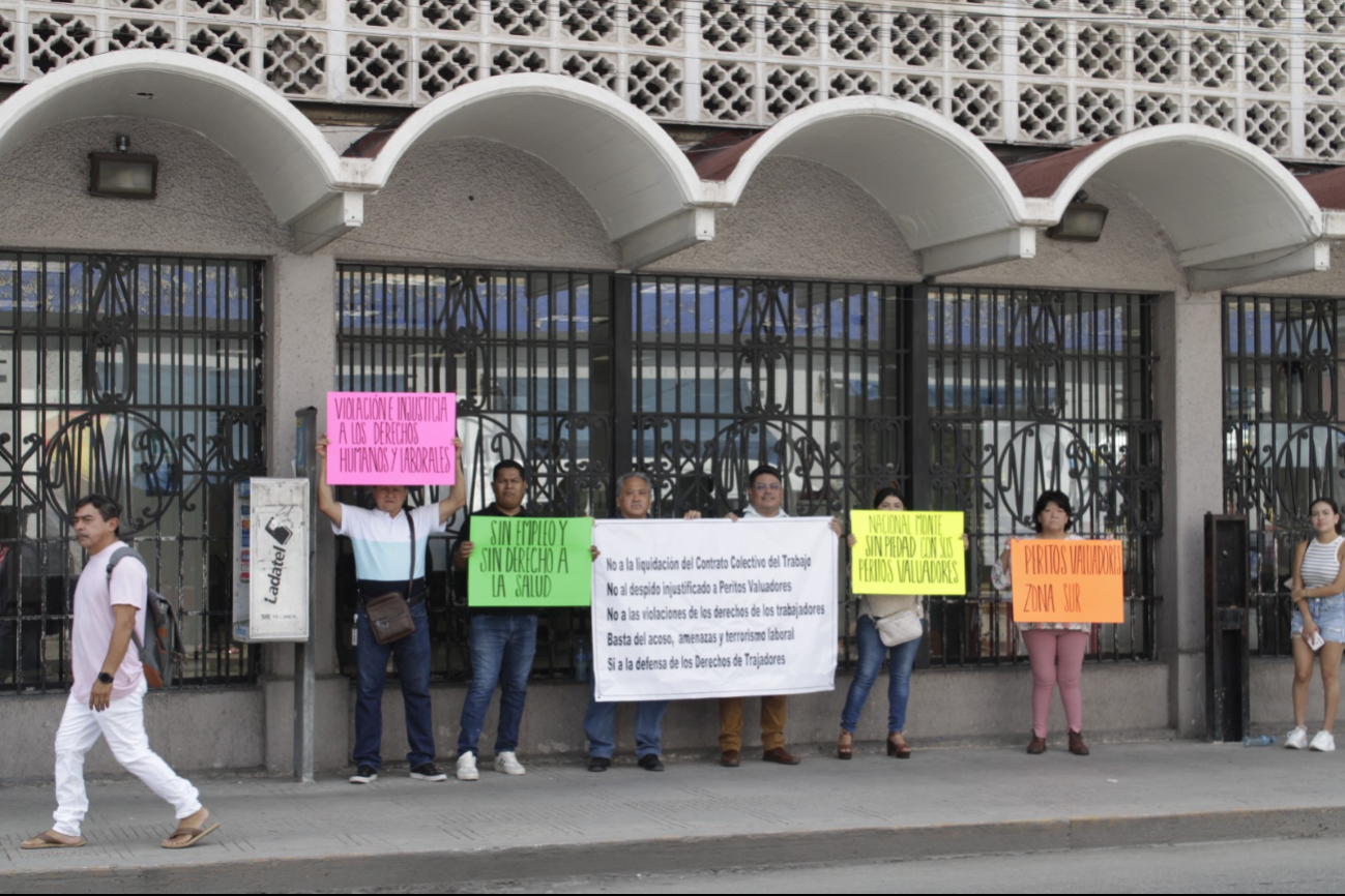 Empleados de Monte de Piedad retoman protesta  en Mérida: VIDEO