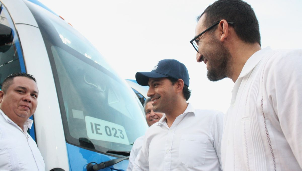 Mauricio Vila celebra la inauguración de las últimas rutas del IE-Tram en Umán