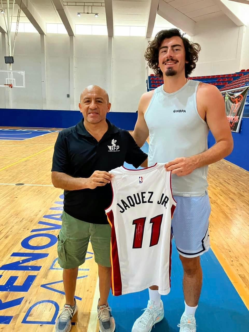 Camiseta firmada de Jaime Jáquez Jr