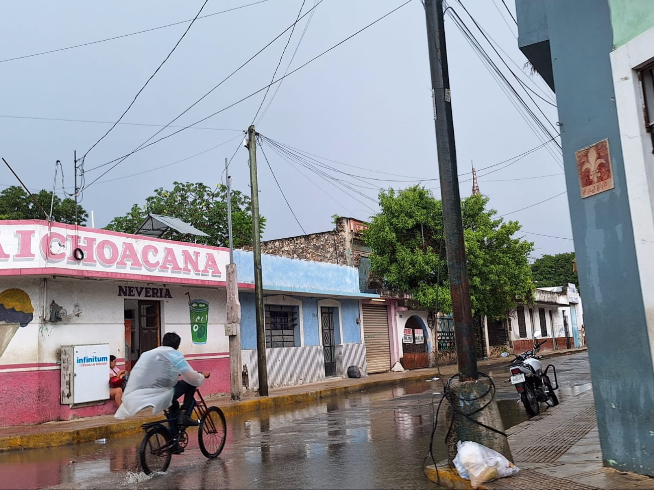 En la capital yucateca las precipitaciones estarán acompañadas de rachas de viento, que se presentarán después del medio día