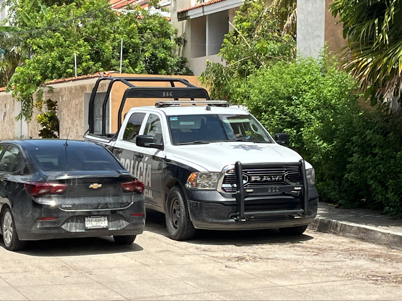 Un policía y un asaltante resultaron lesionados