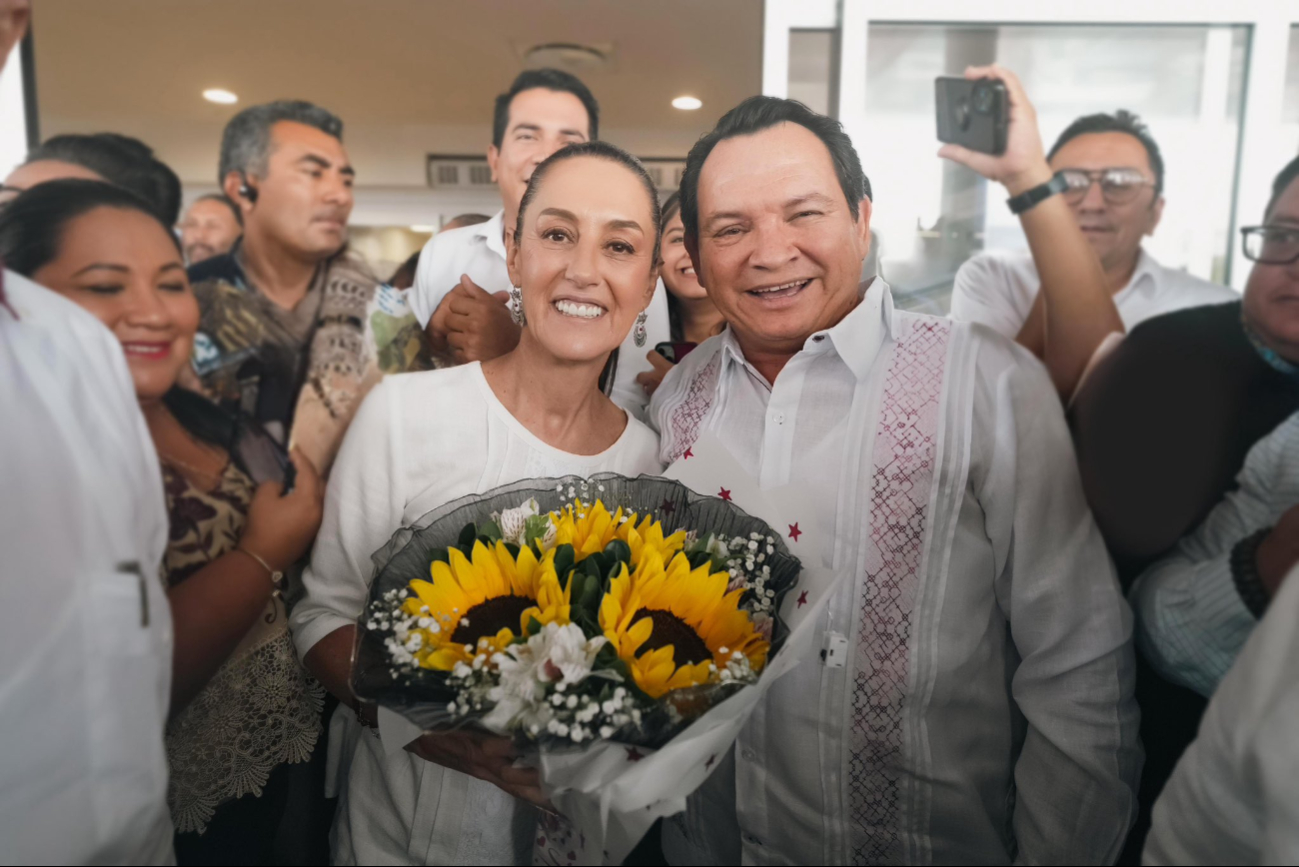 Claudia Sheinbaum y Joaquín Díaz Mena en Mérida