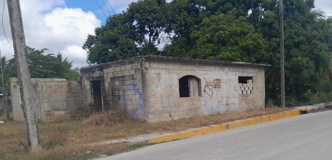 La casa, ubicada en la calle 41 por 19, ha estado abandonada por más de ocho meses.