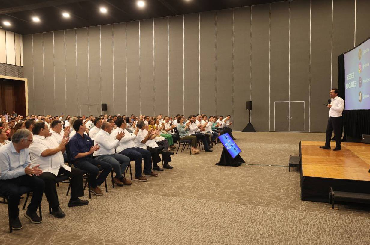 Mauricio Vila sostiene charla con representantes de sindicatos