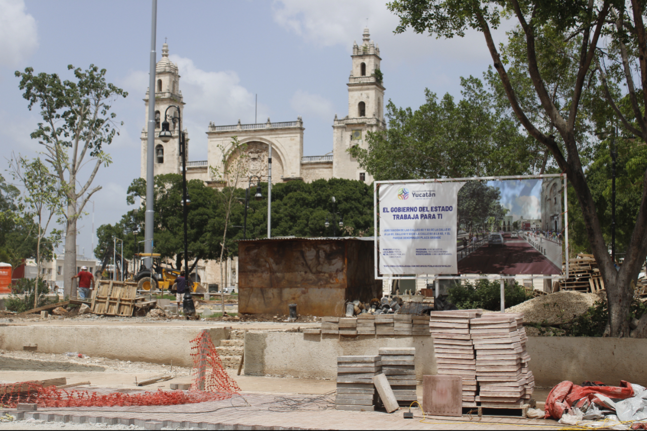 Las obras en la Plaza Grande de Mérida se terminarán antes del 1 de octubre