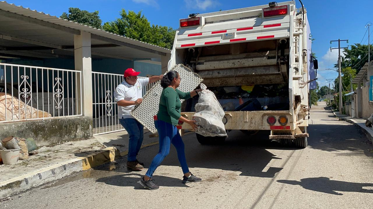 Pobladores se sumaron a la labor de descacharrización